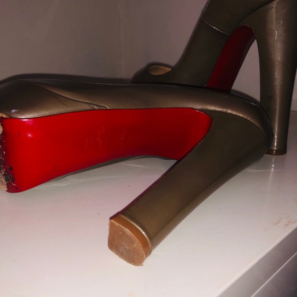 Peep toe Christian Louboutins - Picture 5 of 8